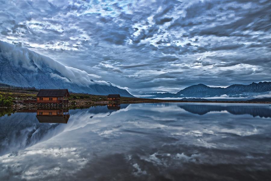 IMAGE: http://thestudioshop.co.za/photos/cabin.jpg